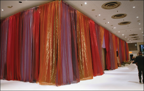 Adjustable Horizontal Drape Support