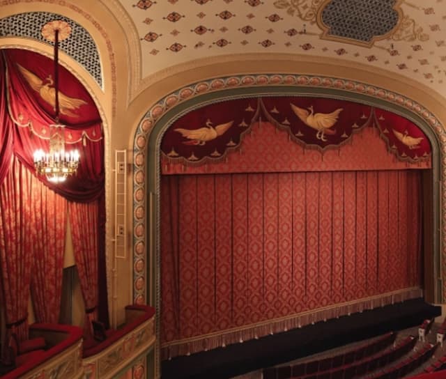 jacobs-theatre-restoration-of-an-historic-broadway-landmark